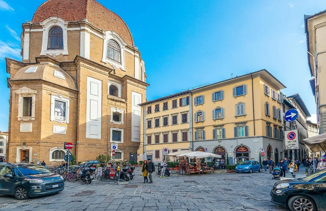Lorenzo de' Medici Family Home-1