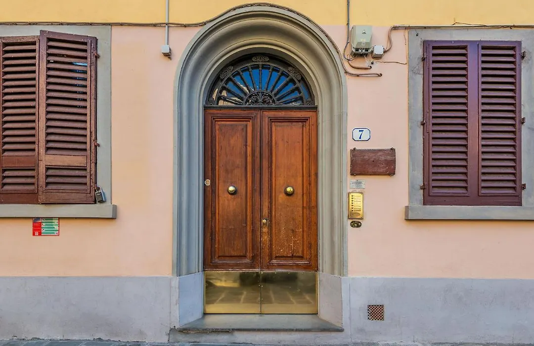 Lorenzo De' Medici Family Home-1